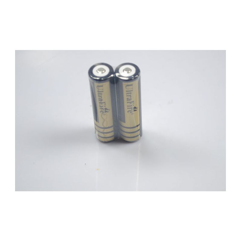 Batteries Rechargeables Li-ion Ultrafire BRC 4000MAH 18650 Sécurité Maximisée Haute Capacité Livraison Rapide