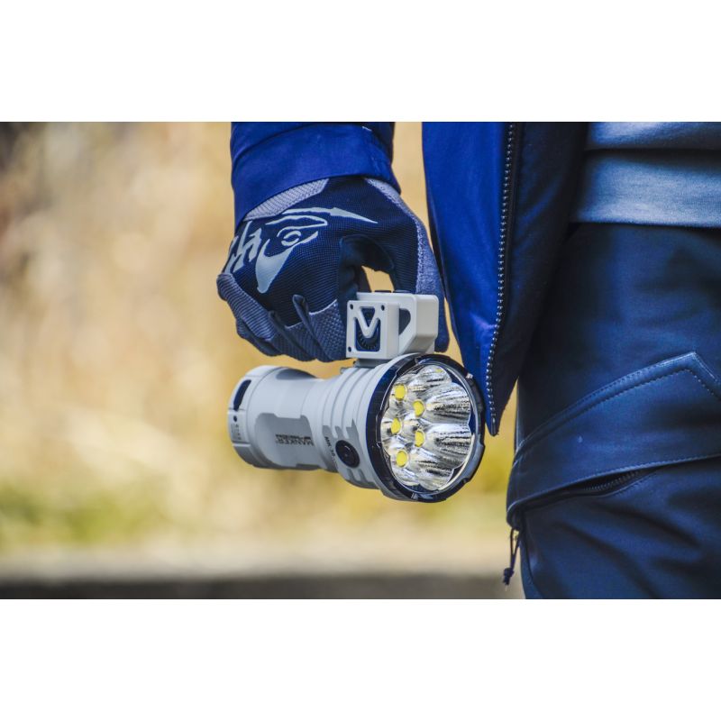Manker MK38 Lampe de Poche LED 8x XHP70.2 41500 Lumens Projecteur Portable Éclairage Multifonction