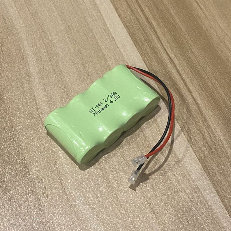 Batterie Rechargeable 4,8V 2/3 AA 700mAh Ni-MH Haute Capacité Éco-Responsable pour Jouets et Appareils