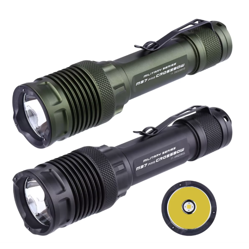 JETBEAM M37 PRO Lampe de poche tactique haute performance 3700 lumens 340m, rechargeable 21700, étanche IPX8