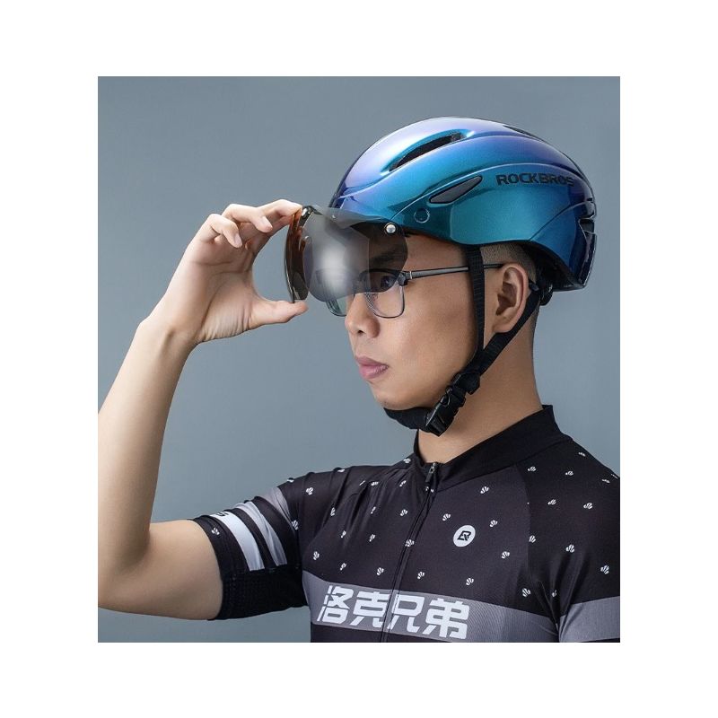 Casque de vélo ROCKBROS ultraléger avec lumière LED rechargeable sécurité cyclisme et compatibilité lunettes magnétiques