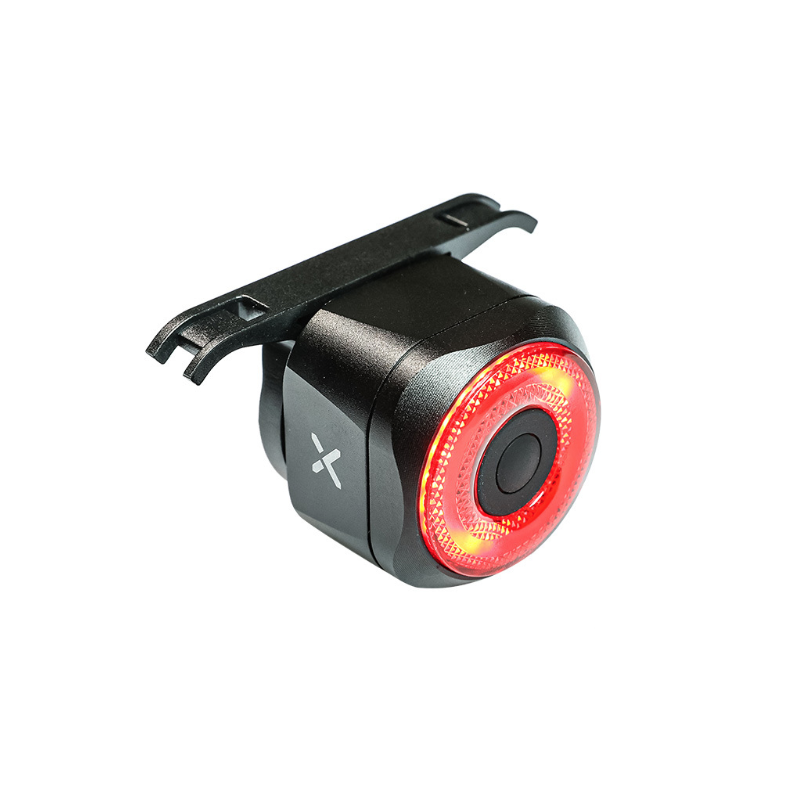Feu arrière de vélo XOSS XR Pro éclairage LED intelligent sécurité et visibilité avec détection de frein automatique