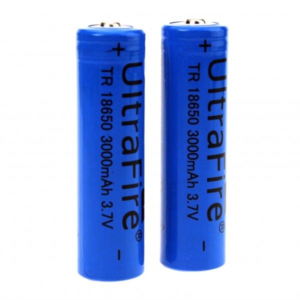 Batteries rechargeables Ultrafire TR 3000mAh 3.7V Li-ion haute capacité recharge rapide solution énergétique