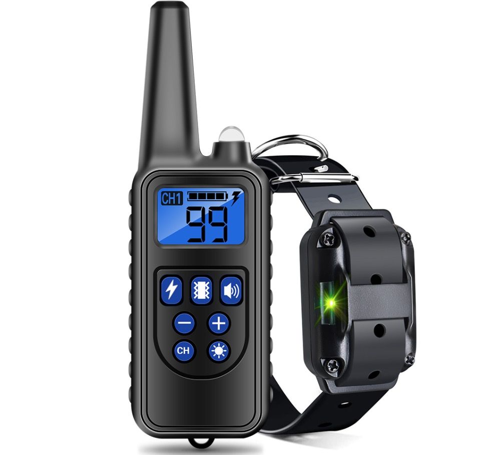 Transformez le dressage canin avec le collier étanche IP7 à télécommande rechargeable de 800 m, niveaux réglables, vibration et choc