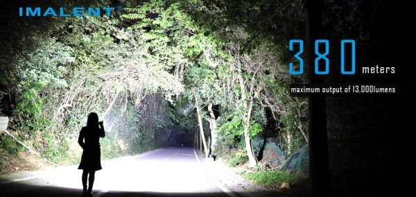 IMALENT MS03 XHP70 Lampe de poche EDC 13000 lumens avec faisceau de 324 mètres, léger et durable pour l'aventure en plein air