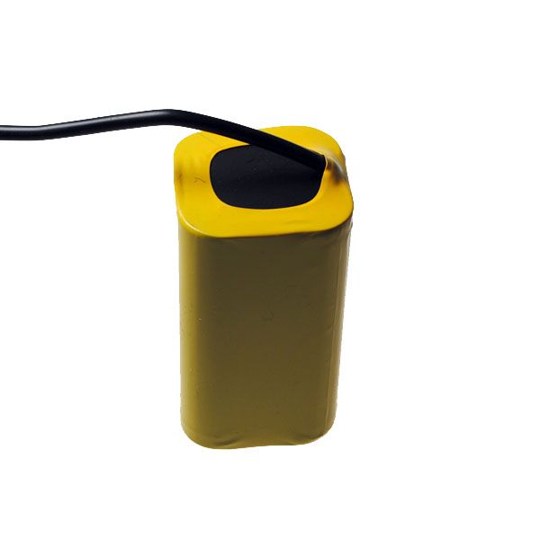 Interface à vis fixe 8.4V 4x18650 8800mAh Feu avant de vélo LED Batterie de vélo étanche UltraFire