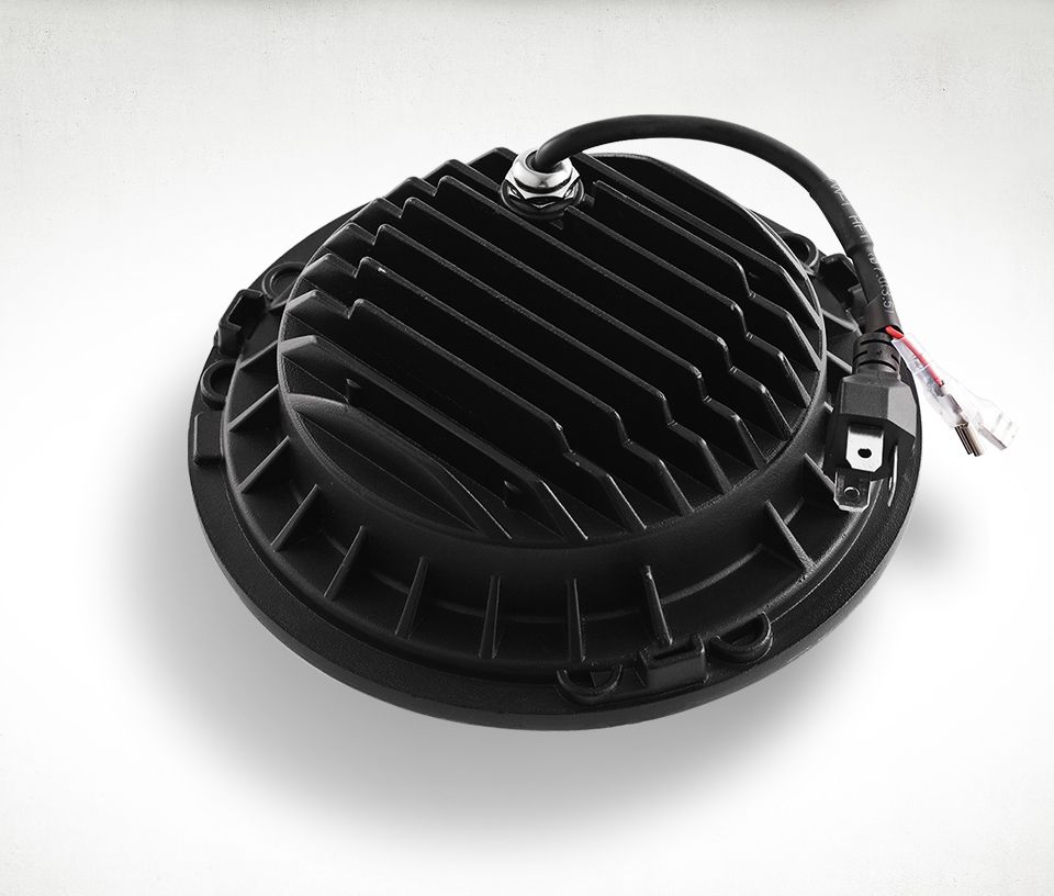 Phare LED 7 pouces pour moto Jeep Wrangler Lada Niva 4x4, design étanche avec œil d'ange jaune et blanc vif