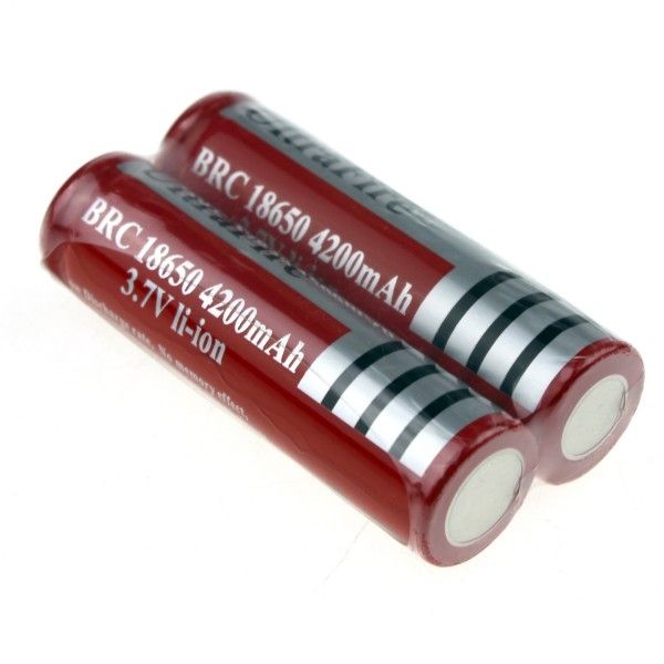 Ultrafire BRC 4200mAh 18650 Batterie rechargeable écologique et polyvalente