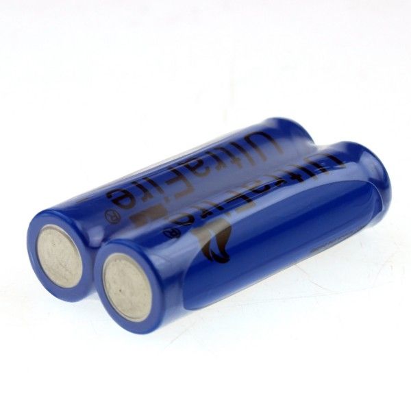 Ultrafire TR 5000mAh 3.7V 18650 Batterie Li-ion Rechargeable Solution d'alimentation Premium pour les Aventures en Plein Air
