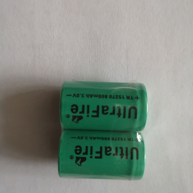 Batterie lithium-ion rechargeable UltraFire TR 15270 800mAh 3,0V écologique haute capacité source d'alimentation fiable