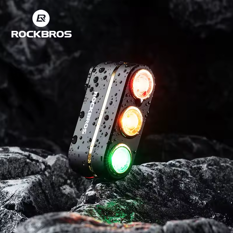 ROCKBROS Feu arrière intelligent pour vélo IP64 Étanche Feux de signalisation Recharge Type-C Capteur de freinage Feu arrière Éclairage de nuit pour cyclisme Accessoires vélo