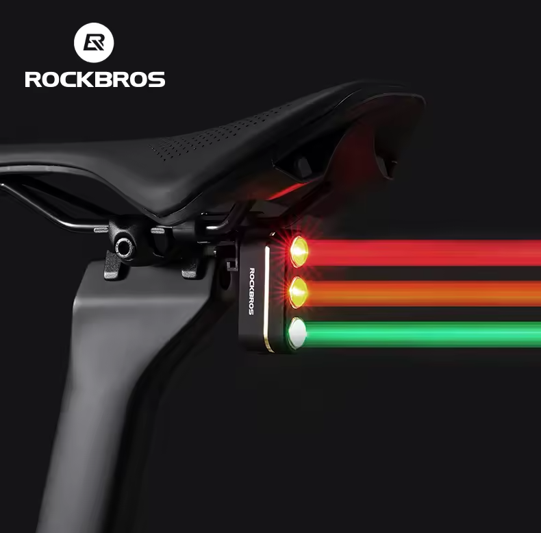 ROCKBROS Feu arrière intelligent pour vélo IP64 Étanche Feux de signalisation Recharge Type-C Capteur de freinage Feu arrière Éclairage de nuit pour cyclisme Accessoires vélo